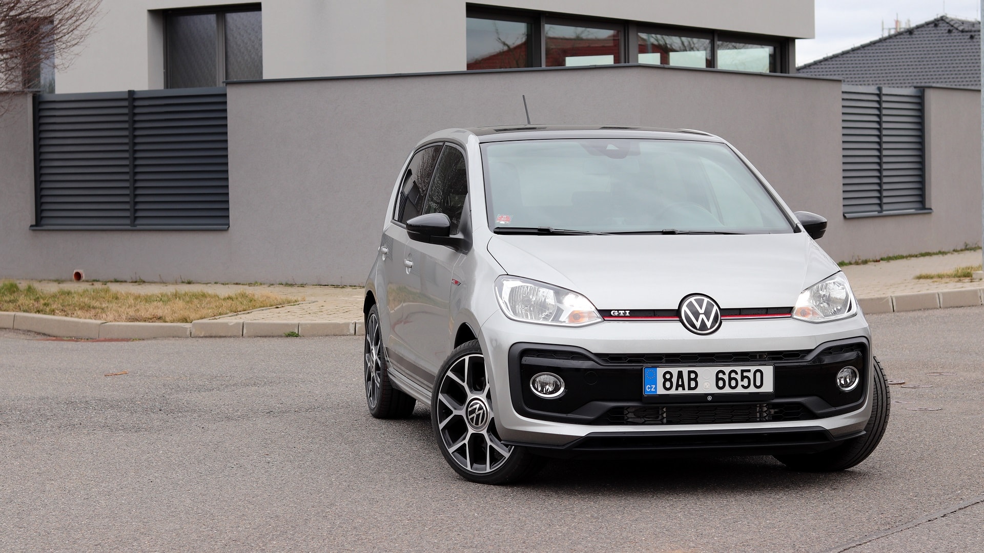 Volkswagen up! GTI