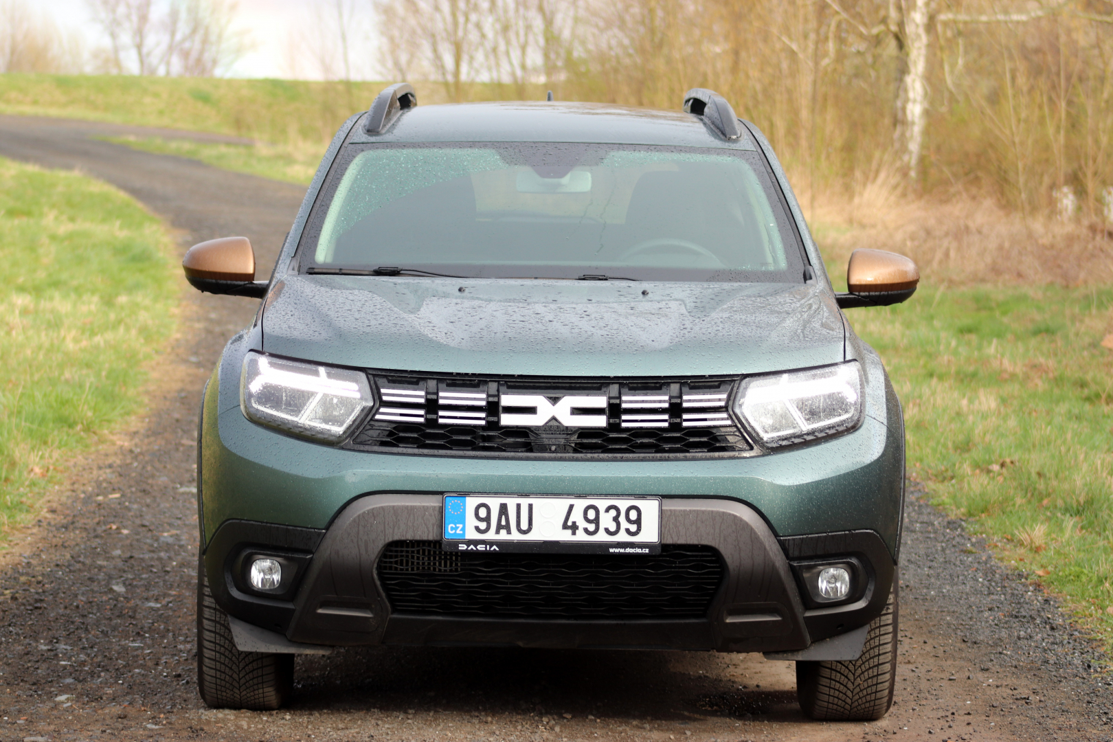 Výbava Extreme s motorizací TCe 150 a pohonem 4x4 startuje na částce 595.600 korun.