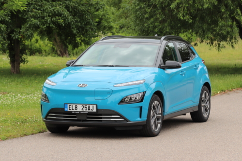 Hyundai-Kona-EV-2021-1