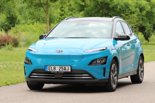 Hyundai-Kona-EV-2021-13