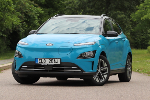 Hyundai-Kona-EV-2021-17