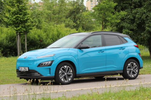 Hyundai-Kona-EV-2021-3