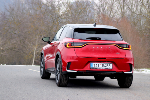 Lexus-LBX-4
