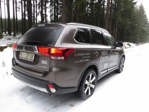 Mitsubishi outlander (5)