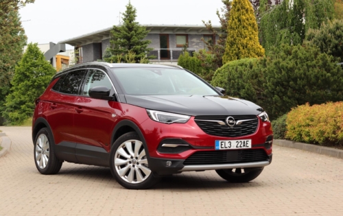 opel grandland x hybrid4 (1)