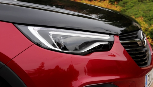 opel grandland x hybrid4 (8)