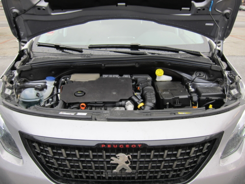 Peugeot 2008 GT (18)