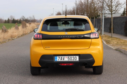 Peugeot 208 Active 2020 (11)