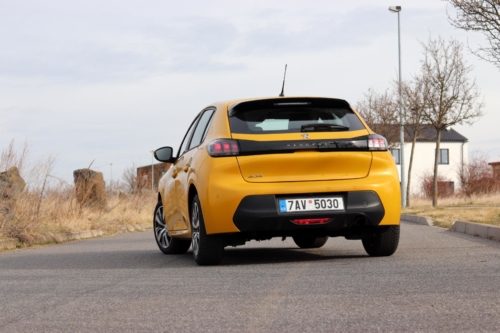 Peugeot 208 Active 2020 (2)