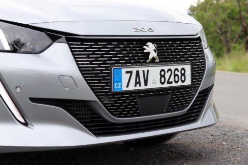 Peugeot 208 GT Line (60)