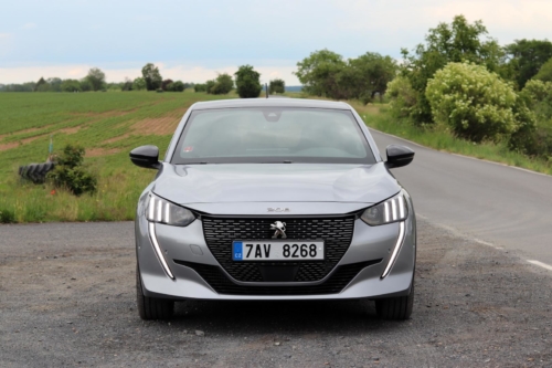 Peugeot 208 GT Line (61)