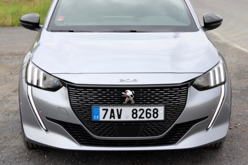 Peugeot 208 GT Line (64)