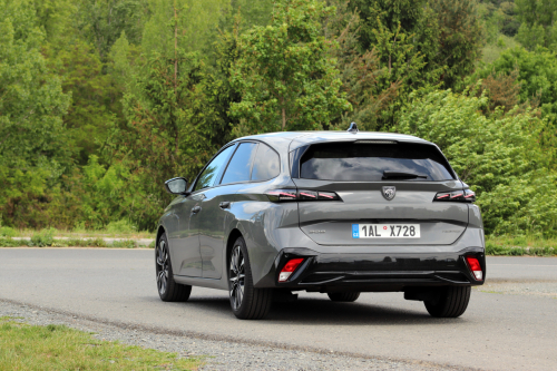 peugeot-308-sw-2026-11