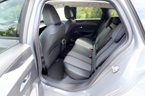 peugeot-308-sw-2026-18