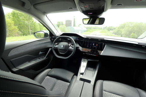 peugeot-308-sw-2026-21