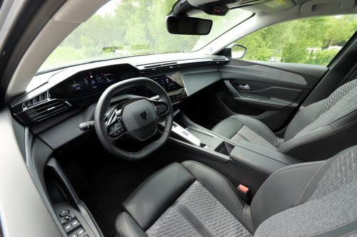 peugeot-308-sw-2026-23