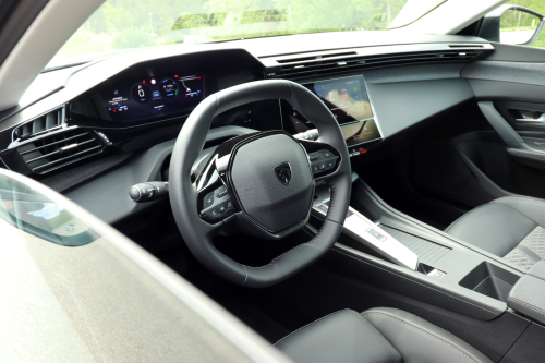 peugeot-308-sw-2026-25