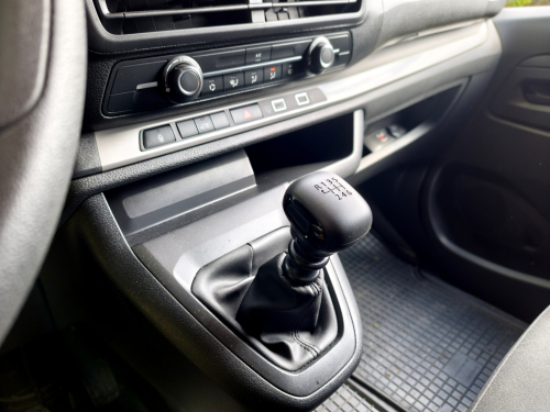 peugeot-expert-furgon-2026-23