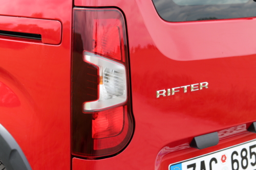 Peugeot Rifter 2019 (15)