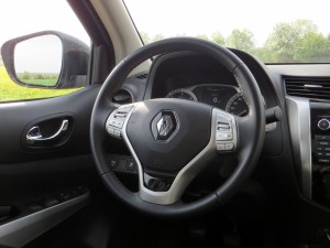 Renault Alaskan 2,3 dci 4x4 2018 (30)