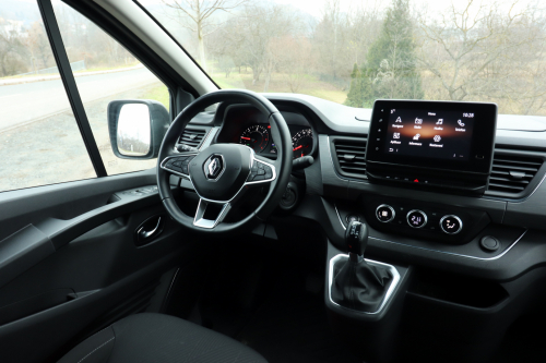 renault-trafic-spaceclass-2022-22