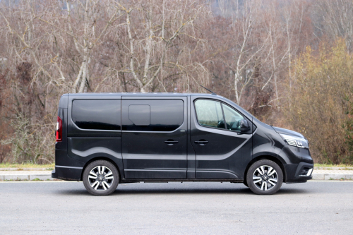 renault-trafic-spaceclass-2022-3