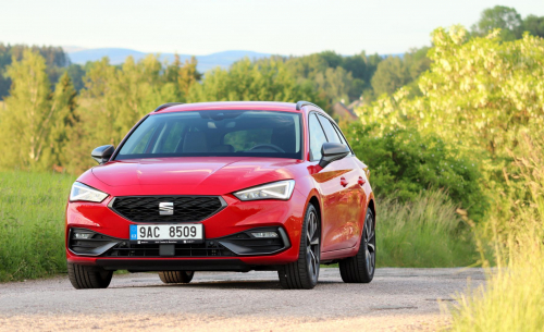 Seat-Leon-Sportstourer-FR-7