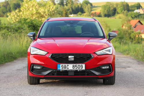 Seat-Leon-Sportstourer-FR-9