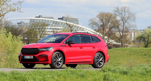 Skoda-Enyaq-Sportline-2023-9