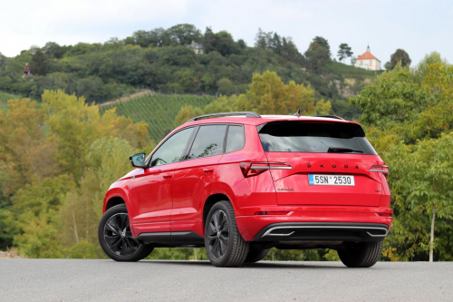 nova-skoda-karoq-sportline-18