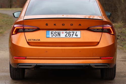 Skoda-Octavia-Sportline-2023-6