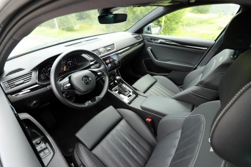 New-Skoda-Superb-LaurinKlement-14