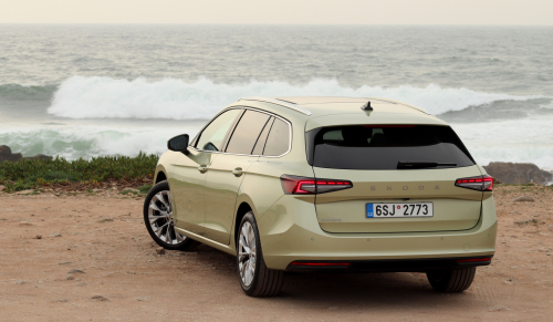 Nova-Skoda-Superb-Combi-14