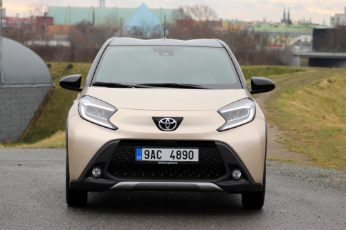 Toyota-Aygo-X-10