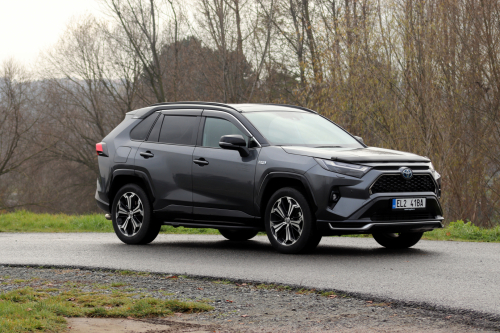 Toyota-RAV4-plug-in-hybrid-2022-21