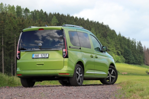 Volkswagen-Caddy-53