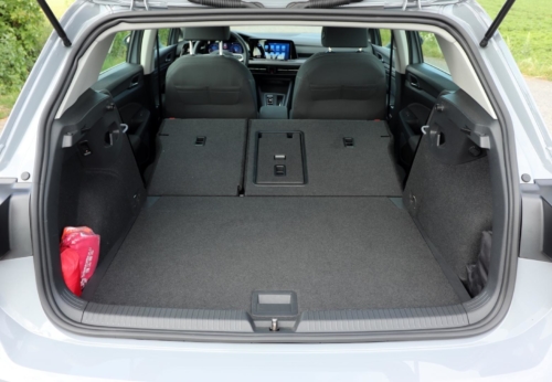Volkswagen Golf VIII (3)