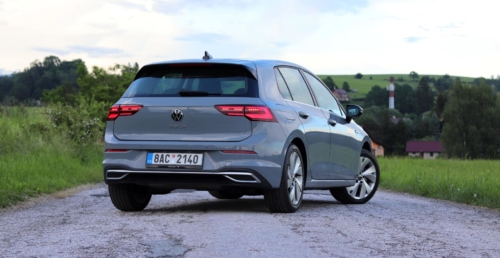 Volkswagen Golf VIII (98)