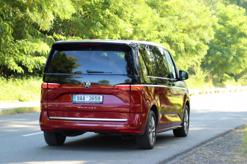 Volkswagen-Multivan-T7-10