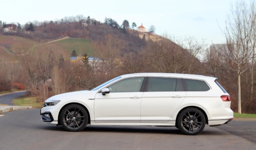 volkswagen passat variant 2021 (6)