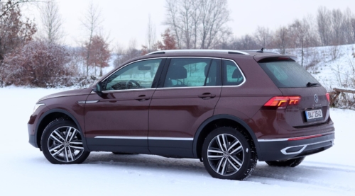 Volkswagen Tiguan 2021 (9)