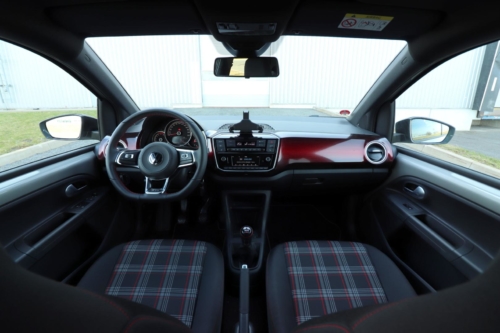 Volkswagen up! GTI (45)