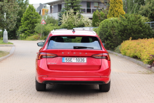 Nová Škoda Octavia Combi (37)