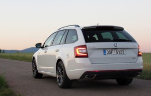 Škoda Octavia Combi RS 2.0 TSI (23)