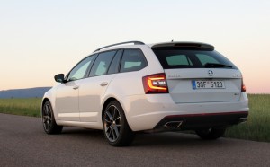 Škoda Octavia Combi RS 2.0 TSI (3)