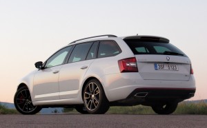 Škoda Octavia Combi RS 2.0 TSI (35)