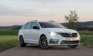 Škoda Octavia Combi RS 2.0 TSI (4)