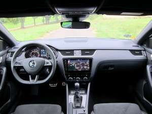 Škoda Octavia Combi RS 2.0 TSI (52)