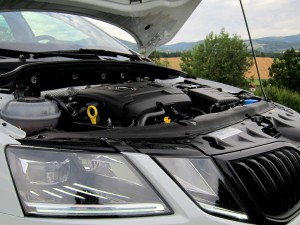 Škoda Octavia Combi RS 2.0 TSI (64)