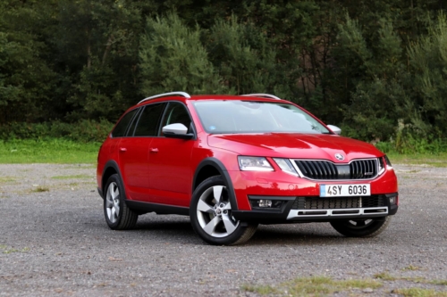 Škoda Octavia Scout 2019 (1)